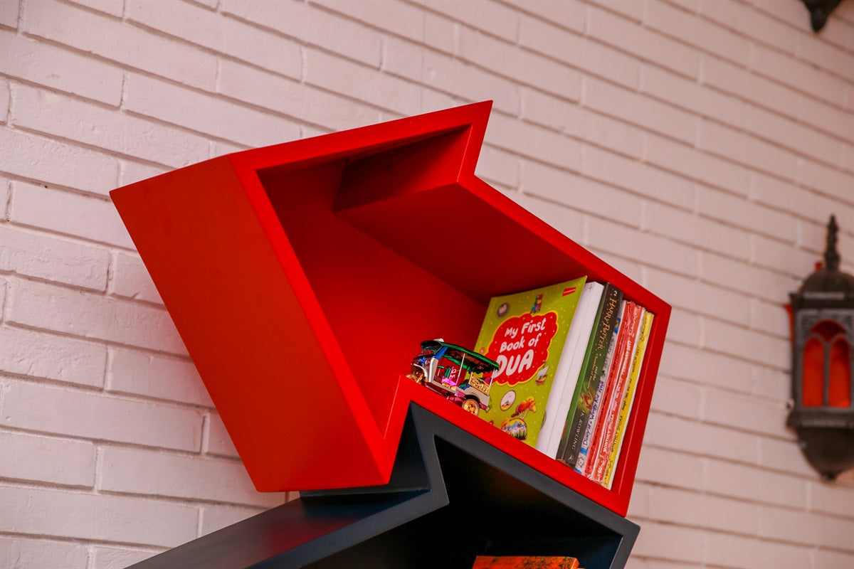 Arrow Book Shelf