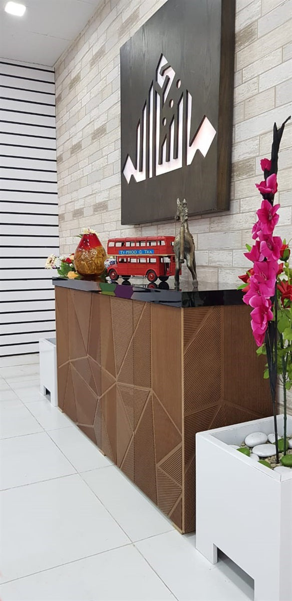 Wooden Dinamic Console