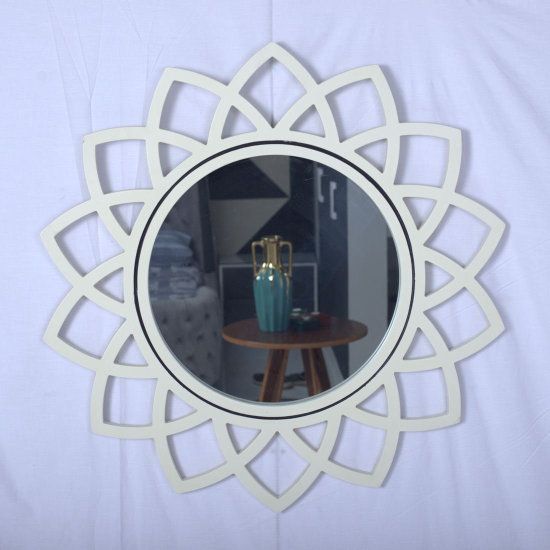 Flower Mirror photo 2