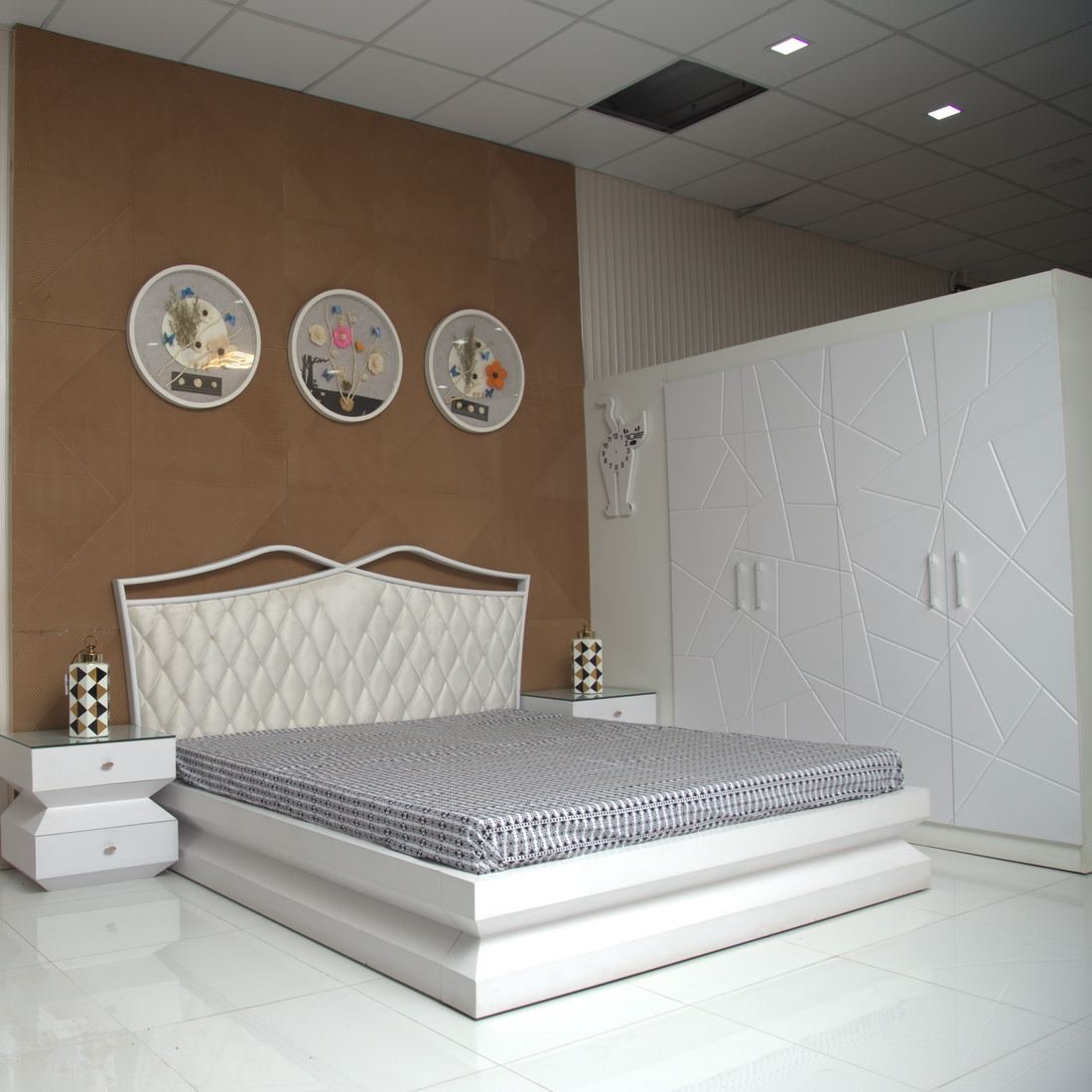Leather Curv Bed by Grains Home Pakistan
