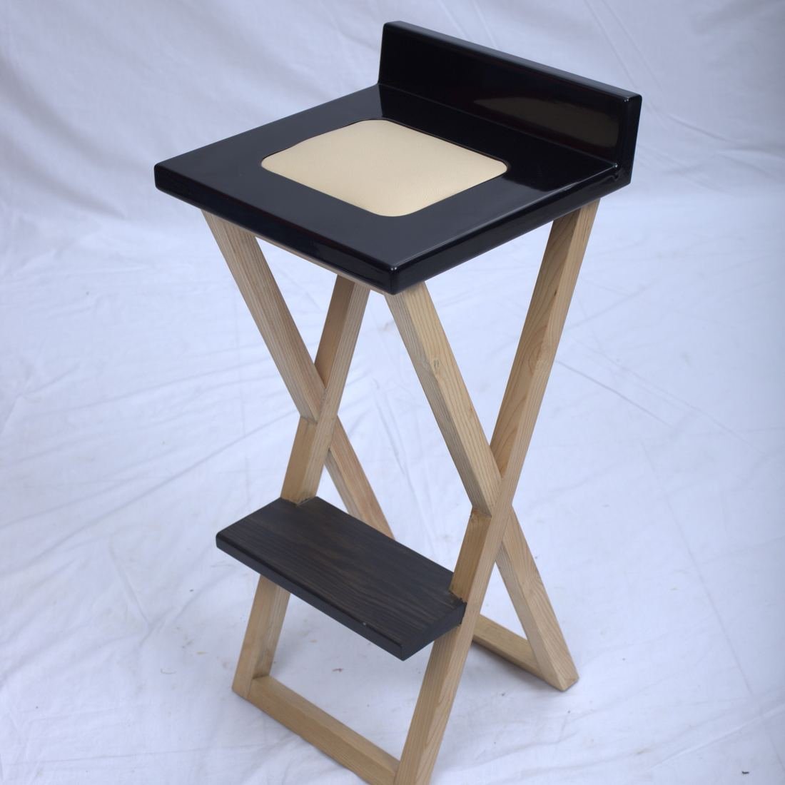 X Style Chair photo 3