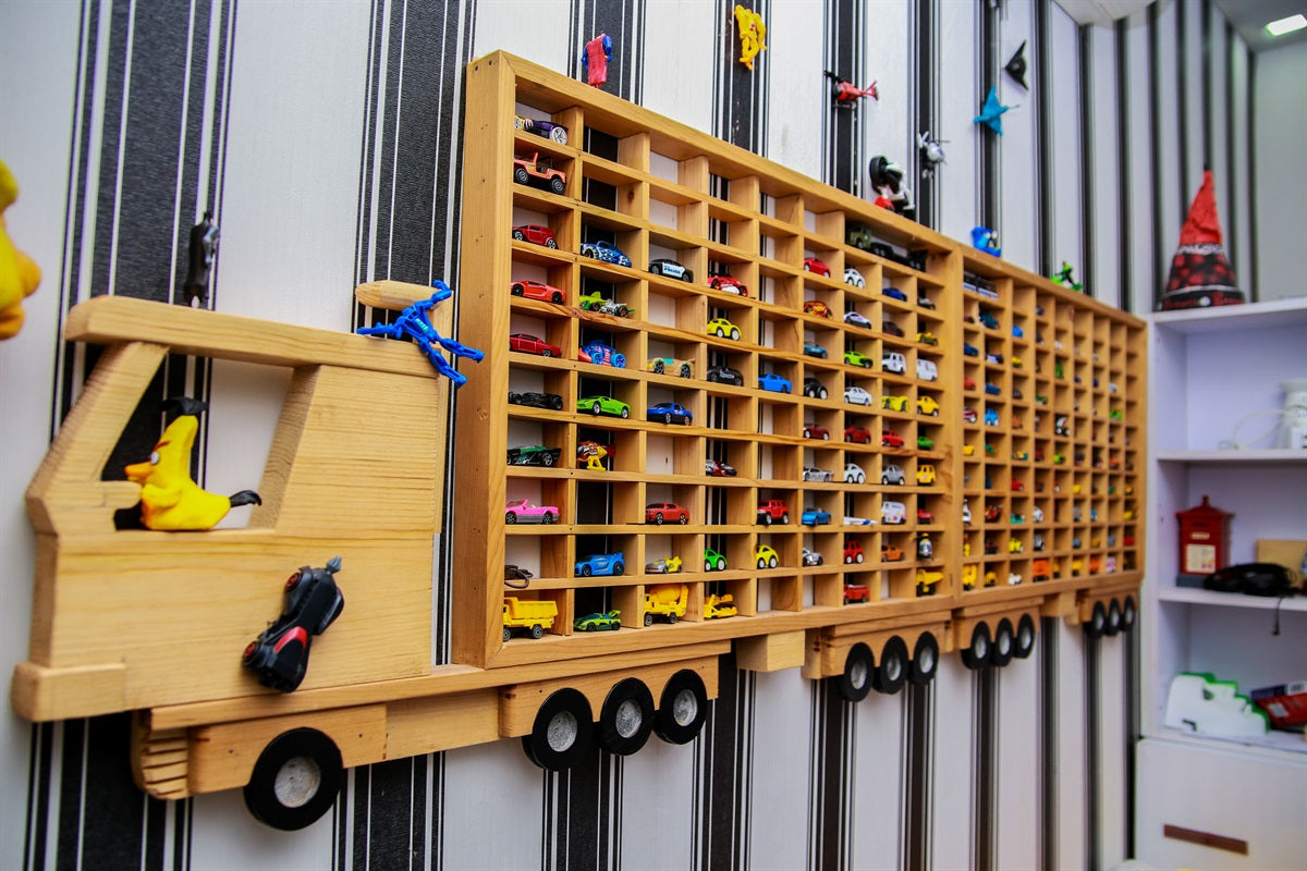 Bus Style Car Shelve